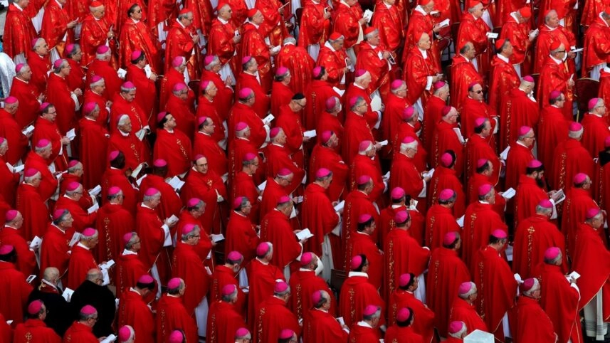 Francisco, o reformador de uma Igreja em transição